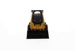 1:16 Scale Cat® 272D2 Skid Steer Loader with Attachments