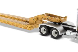 CT660 Day Cab con remolque XL Lowboy